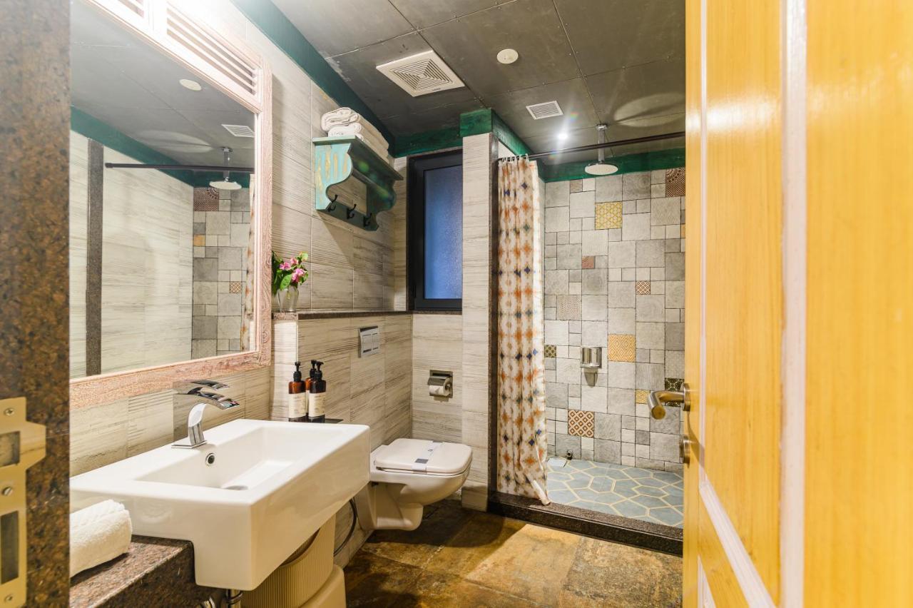Bougainvilla Apartment Сурат Екстер'єр фото