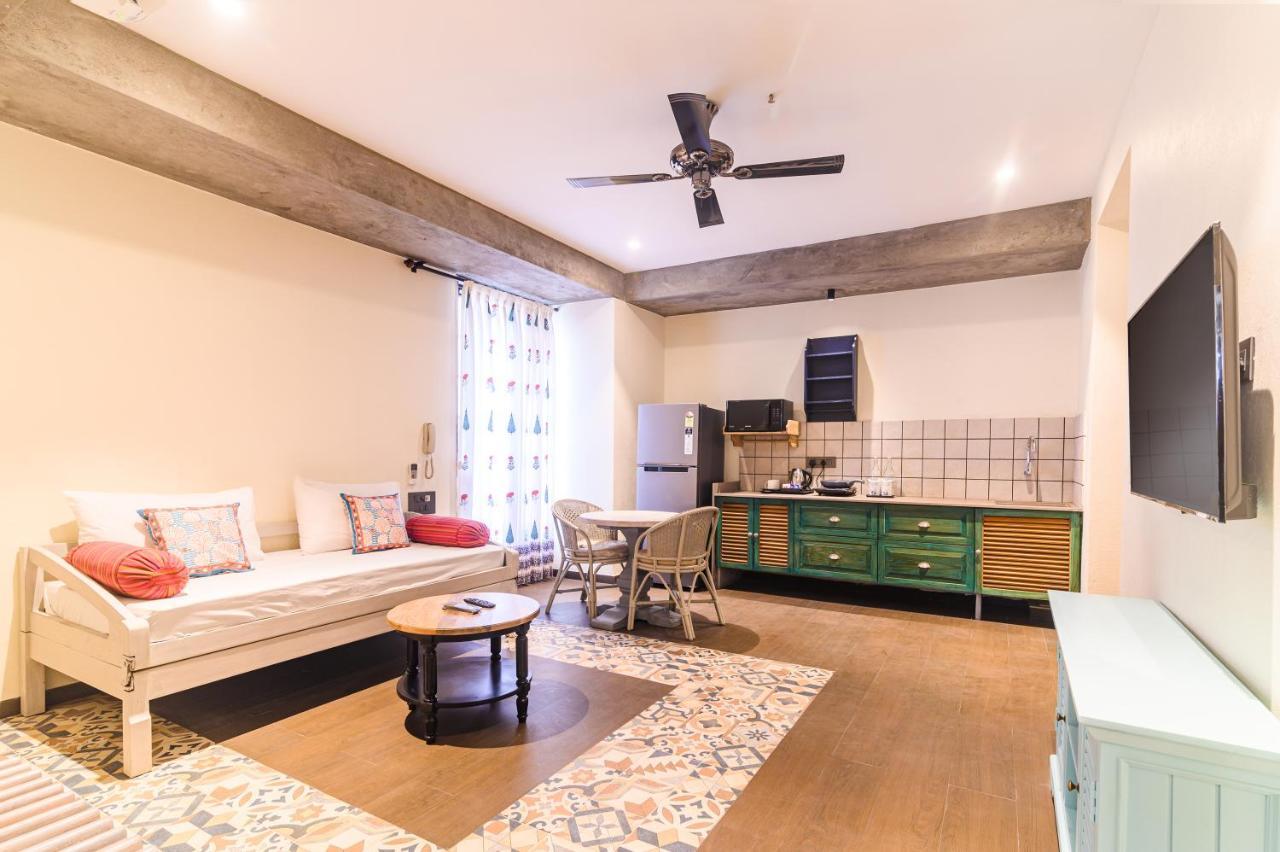 Bougainvilla Apartment Сурат Екстер'єр фото