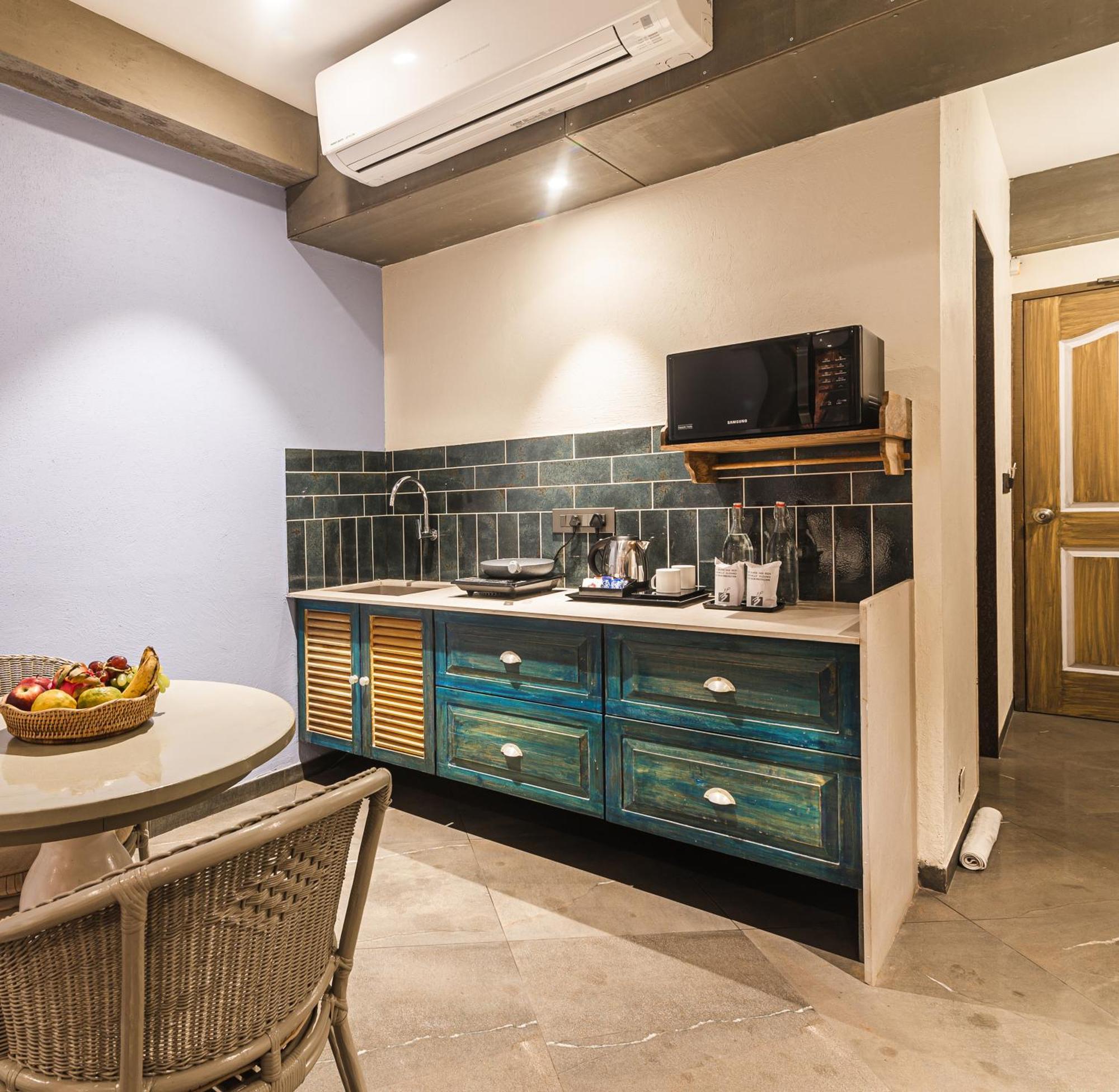 Bougainvilla Apartment Сурат Екстер'єр фото